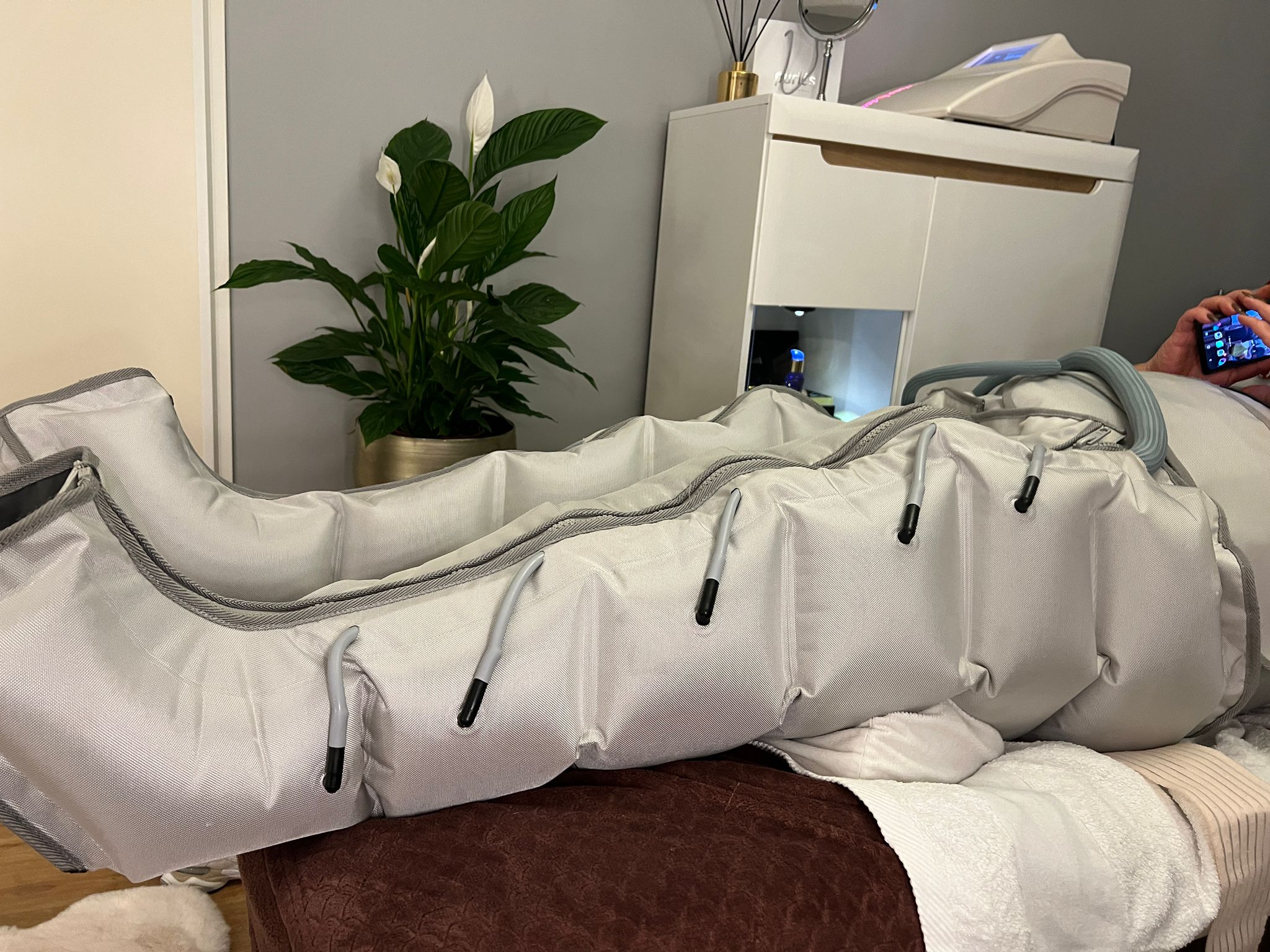 why-choose-us WhatsApp Image 2025 10 22 At 09.33.08